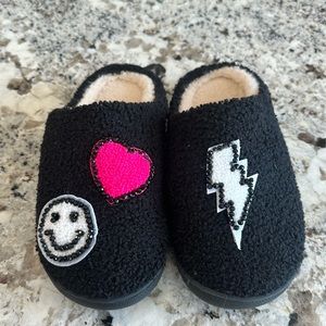 Girls slippers NEW